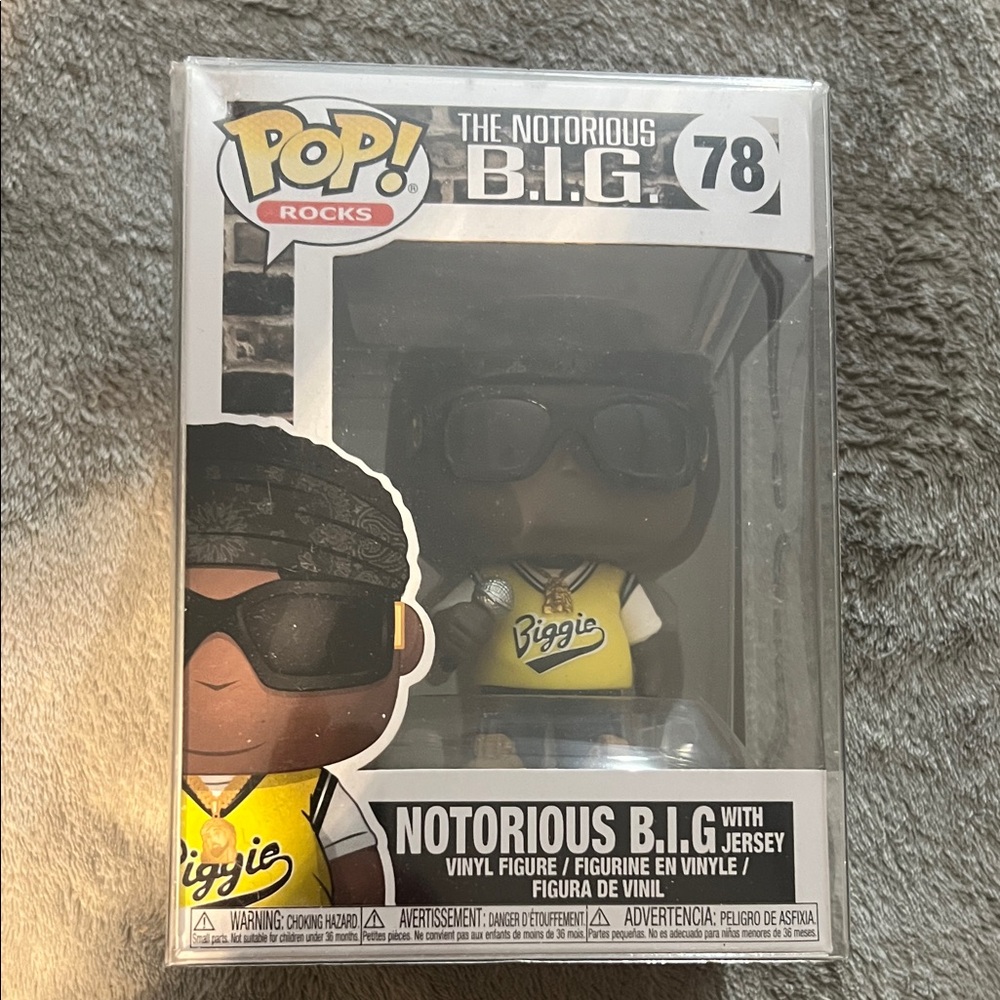 Notorious B.I.G. Vinyl Figure with Jersey